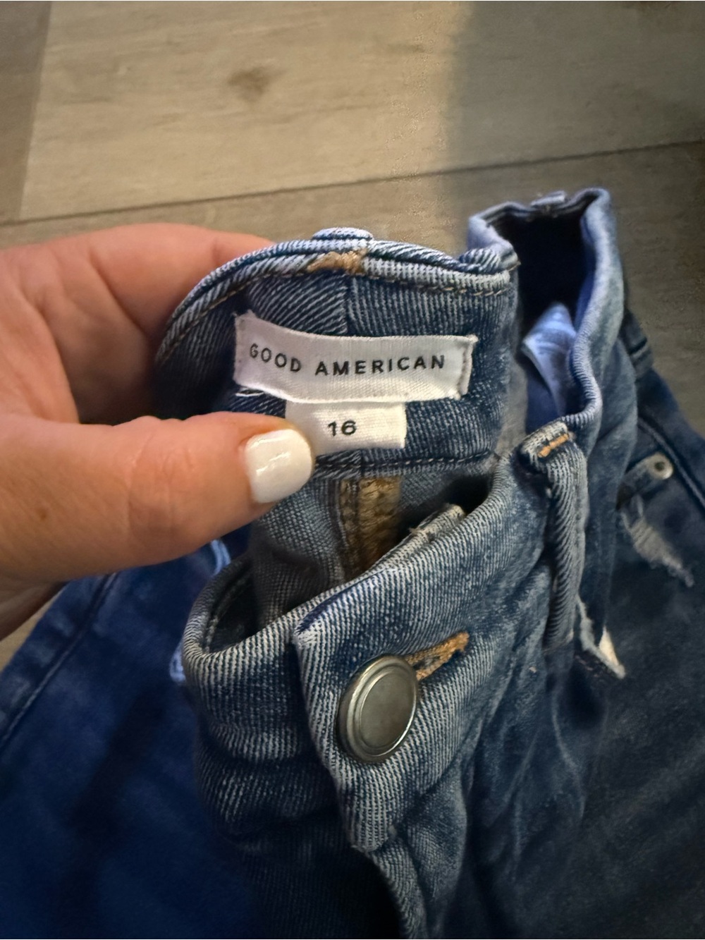 Good American Good Waist Classic Blue Straight-Leg Jeans - Picture 2 of 3